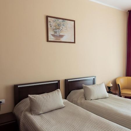 Hotel Magnus Galati Екстер'єр фото