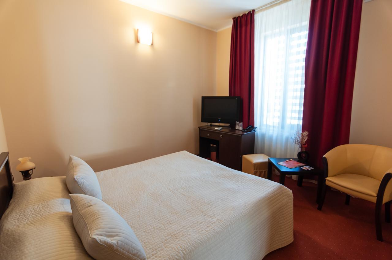 Hotel Magnus Galati Екстер'єр фото