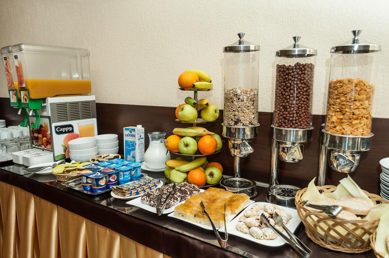 Hotel Magnus Galati Екстер'єр фото