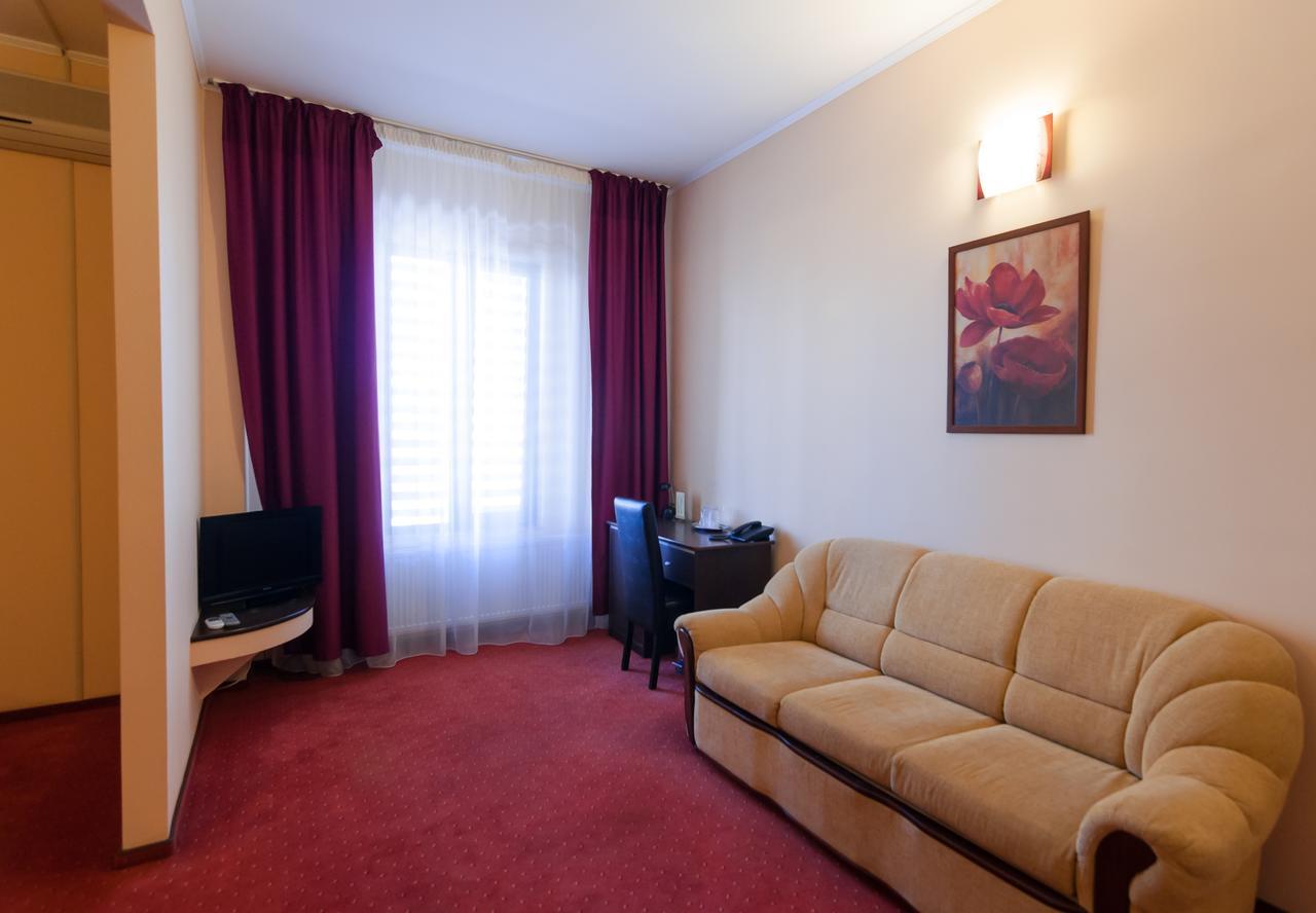 Hotel Magnus Galati Екстер'єр фото
