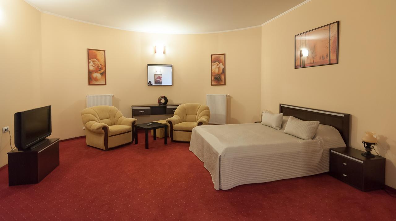 Hotel Magnus Galati Екстер'єр фото