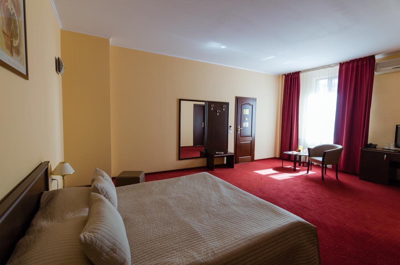 Hotel Magnus Galati Екстер'єр фото