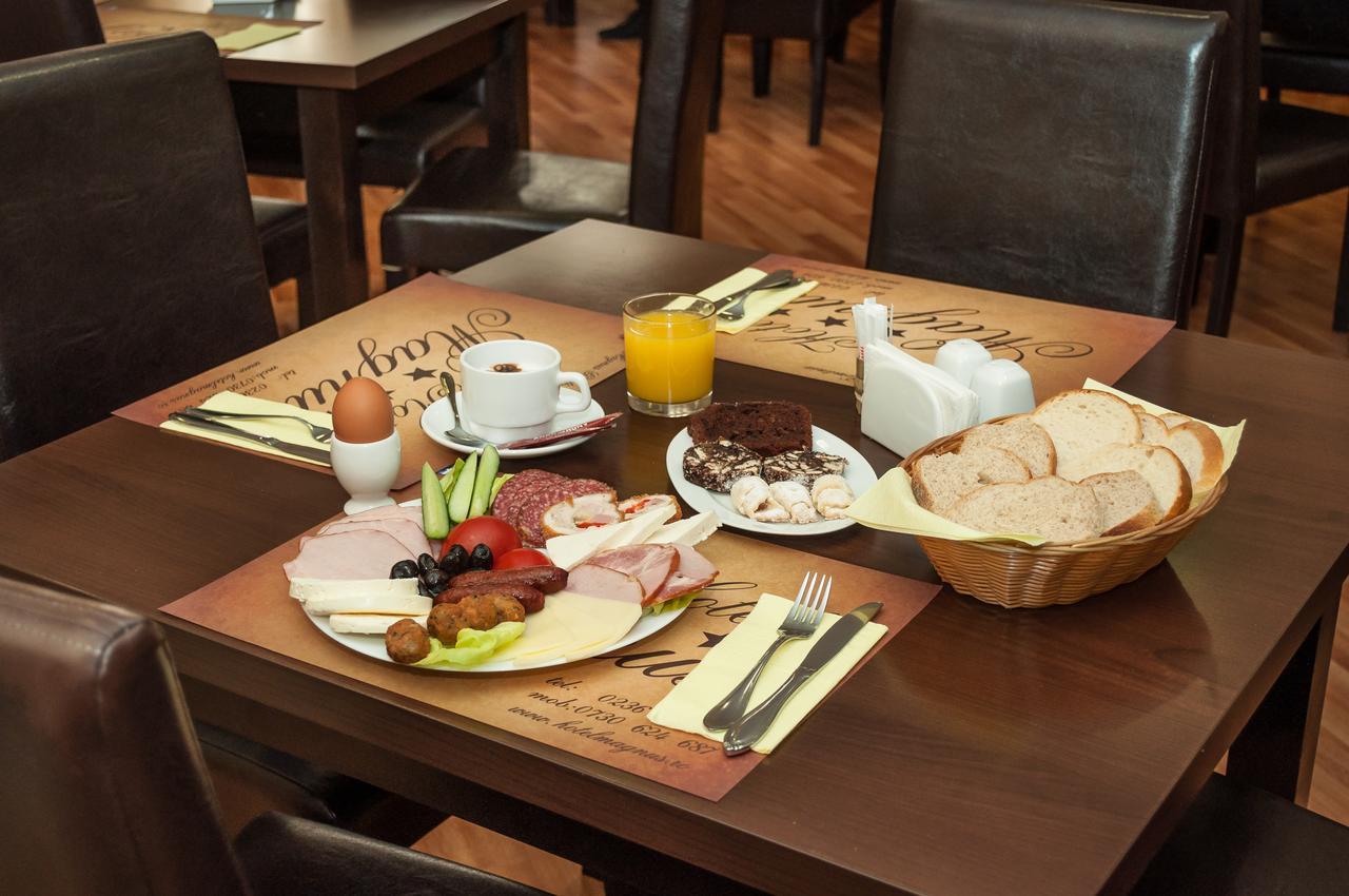 Hotel Magnus Galati Екстер'єр фото