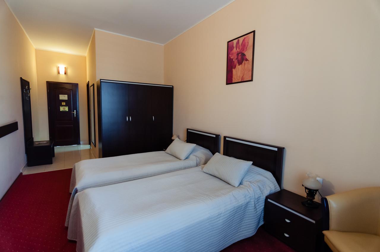 Hotel Magnus Galati Екстер'єр фото
